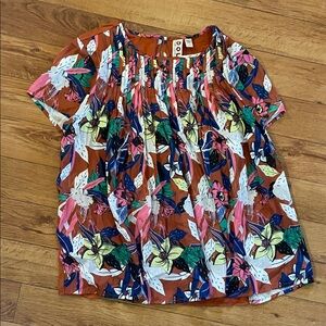 Dolan Colorful Silk Floral Top Size Small